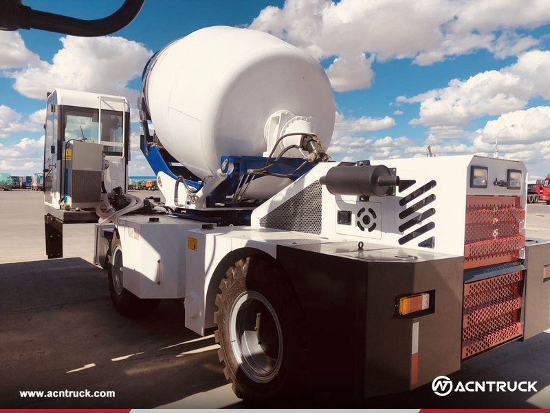 Mongolia - 1 Unit LUZUN JBC4500 Self Propelled Concrete Mixer Truck