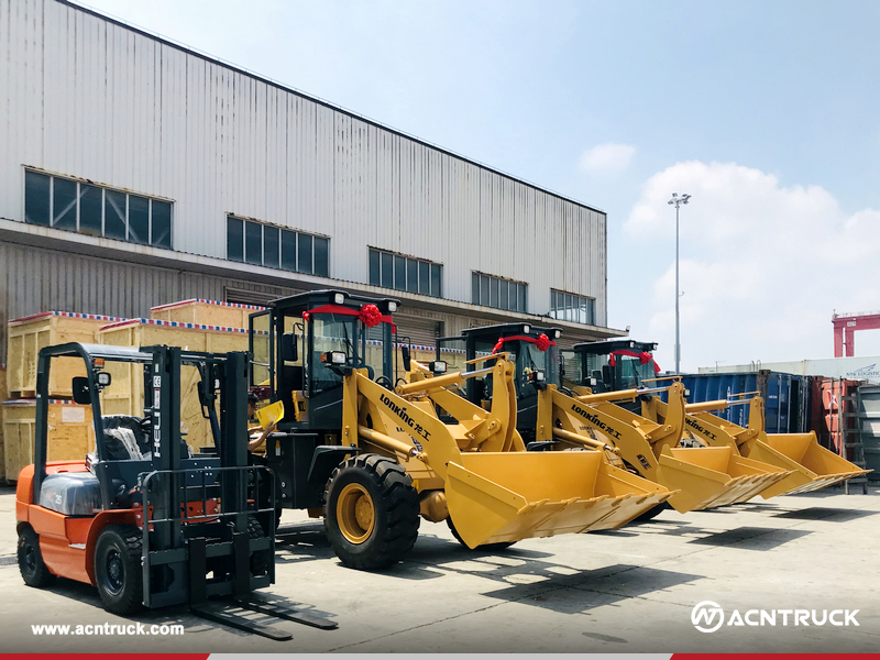 Argentina - 1 Unit HELI CPCD25 Forklift And 2 Units LONKING 932N Wheel Loader  1 Unit LONKING 936N Wheel LoaAndder