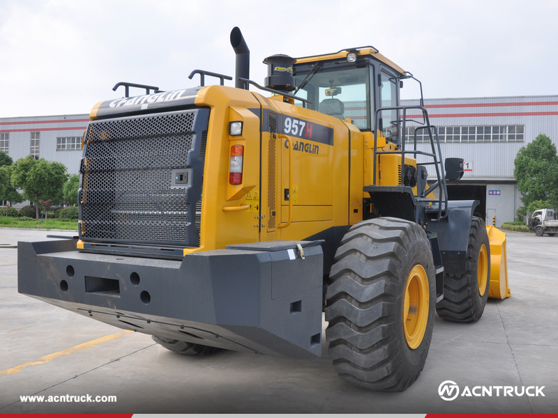 Peru - 1 Unit SINOMACH CHANGLIN 957H Wheel Loader