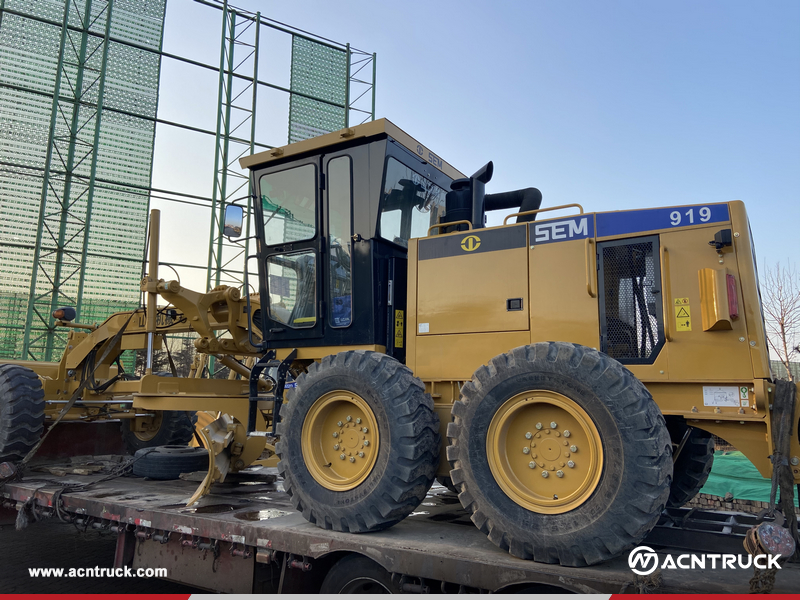 Burkina Faso - 2 Units SEM SEM919 Motor Grader & 2 Units SEM822D Bulldozer