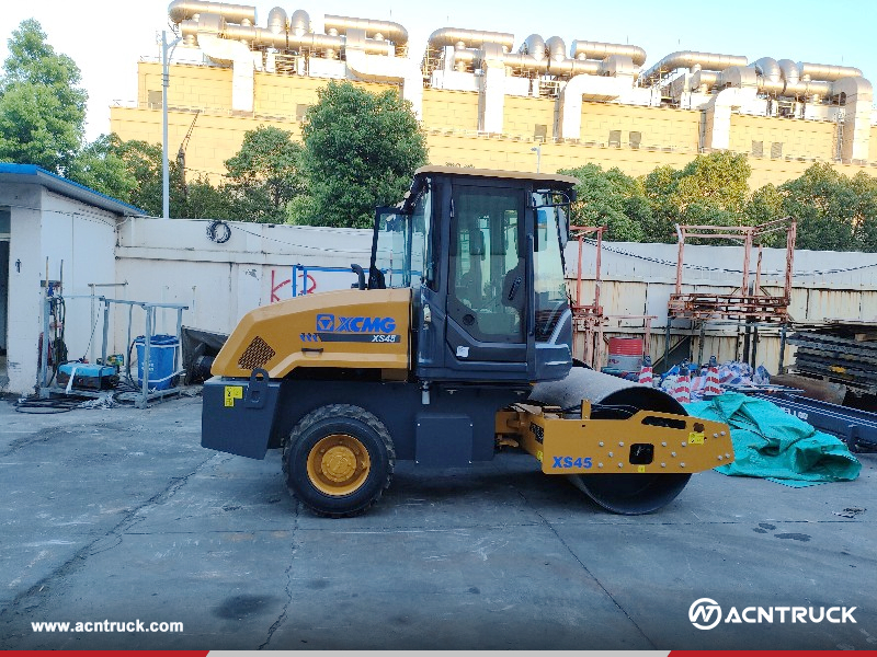 Philippines - 1 Unit XCMG XS45 Road Roller And 1 Unit XCMG XS65 Road Roller