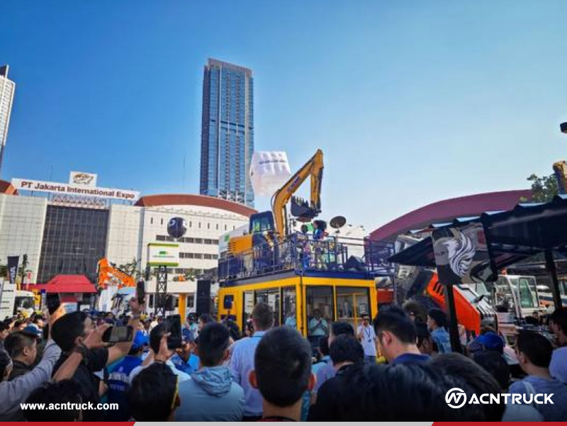 XCMG Excavator Debuts At 2023 Indonesia International Mining Exhibition
