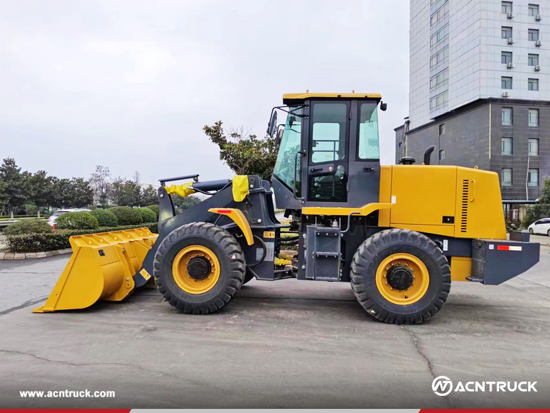 How to Maintain the Water Tank of the Loader in Summer