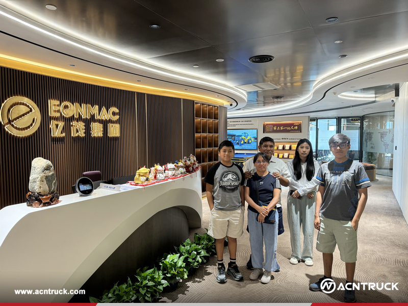 Bolivia Clients Visited ACNTRUCK Office