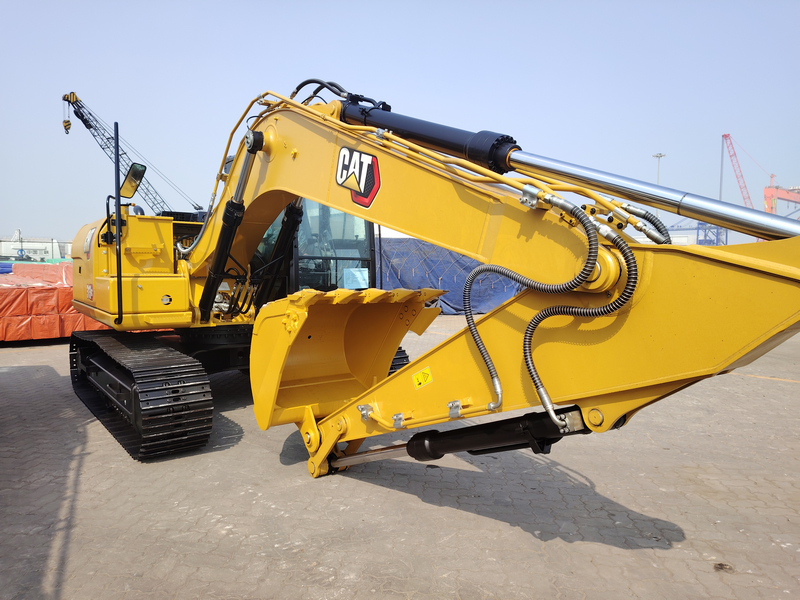 How to Maintain Your Excavator in Winter