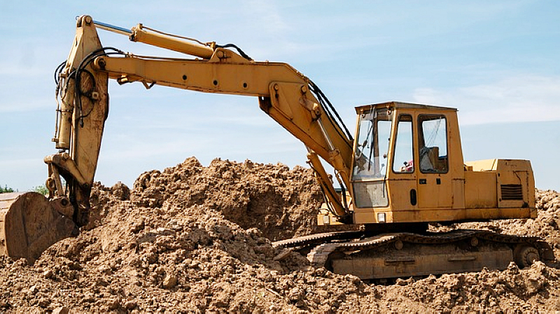How to Check the Excavator in High Temperature Environment