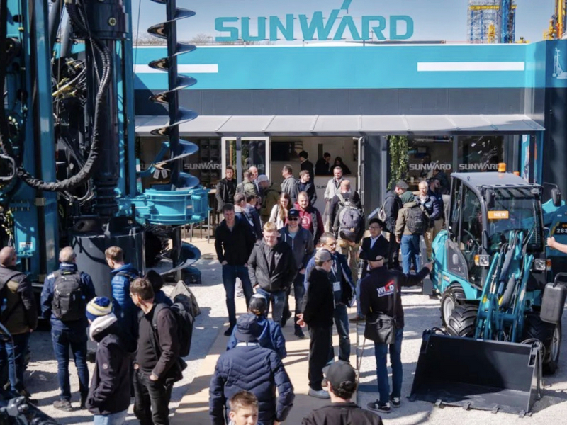Electrified Intelligent Eye-catching! SUNWARD Blooms Hardcore Strength at Bauma 2025