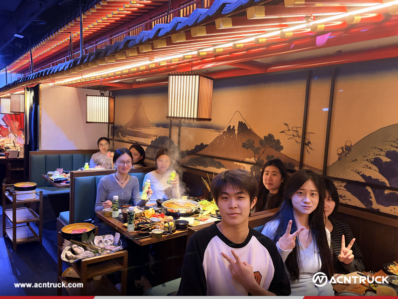 ACNTRUCK Company Holds Team Dinner to Support New Trade Festival Operations