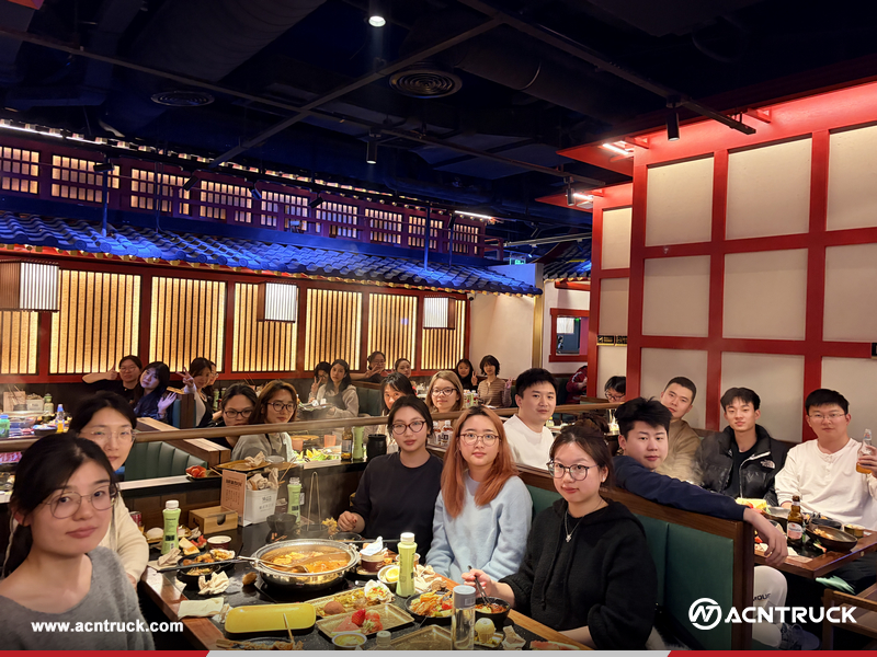ACNTRUCK Company Holds Team Dinner to Support New Trade Festival Operations