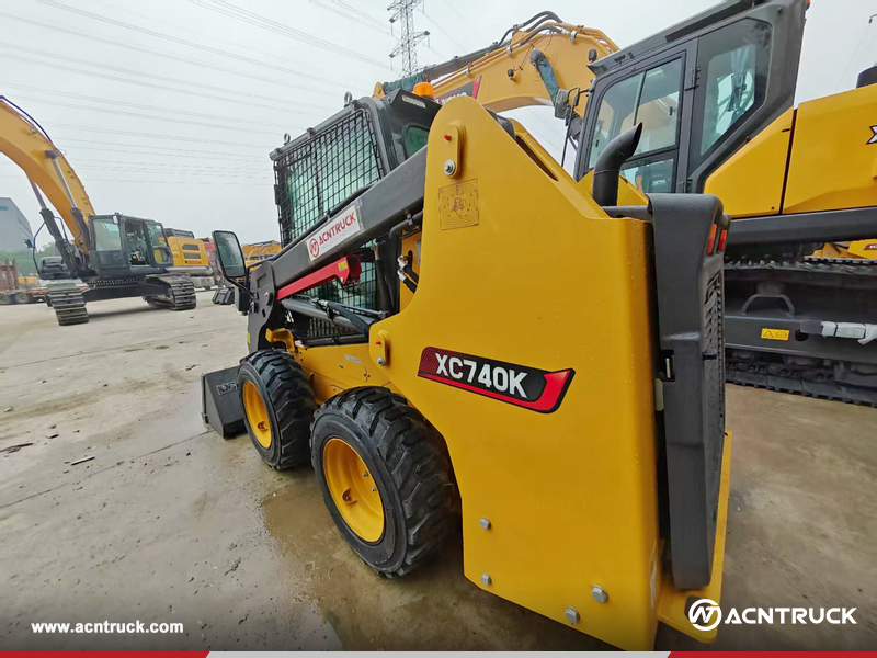 Kazakhstan - 1 Unit ACNTRUCK XC740K Skid Steer Loader