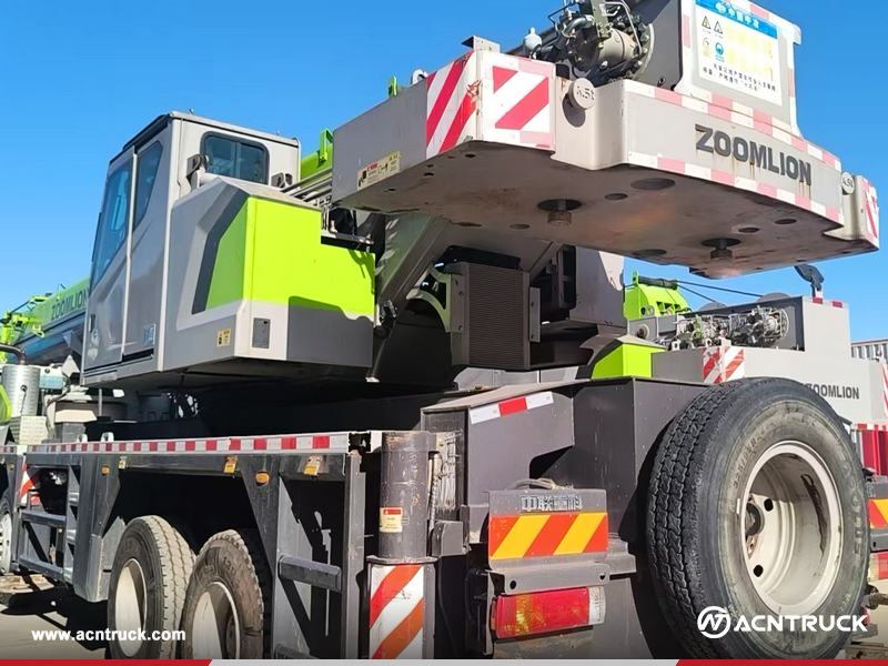Tajikistan - 1 Unit ZOOMLION ZLJ5330JQZ25H Truck Crane